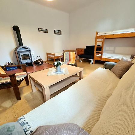 Uzkokolejky - Apartmany Strizovice ภายนอก รูปภาพ