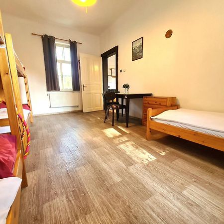 Uzkokolejky - Apartmany Strizovice ภายนอก รูปภาพ