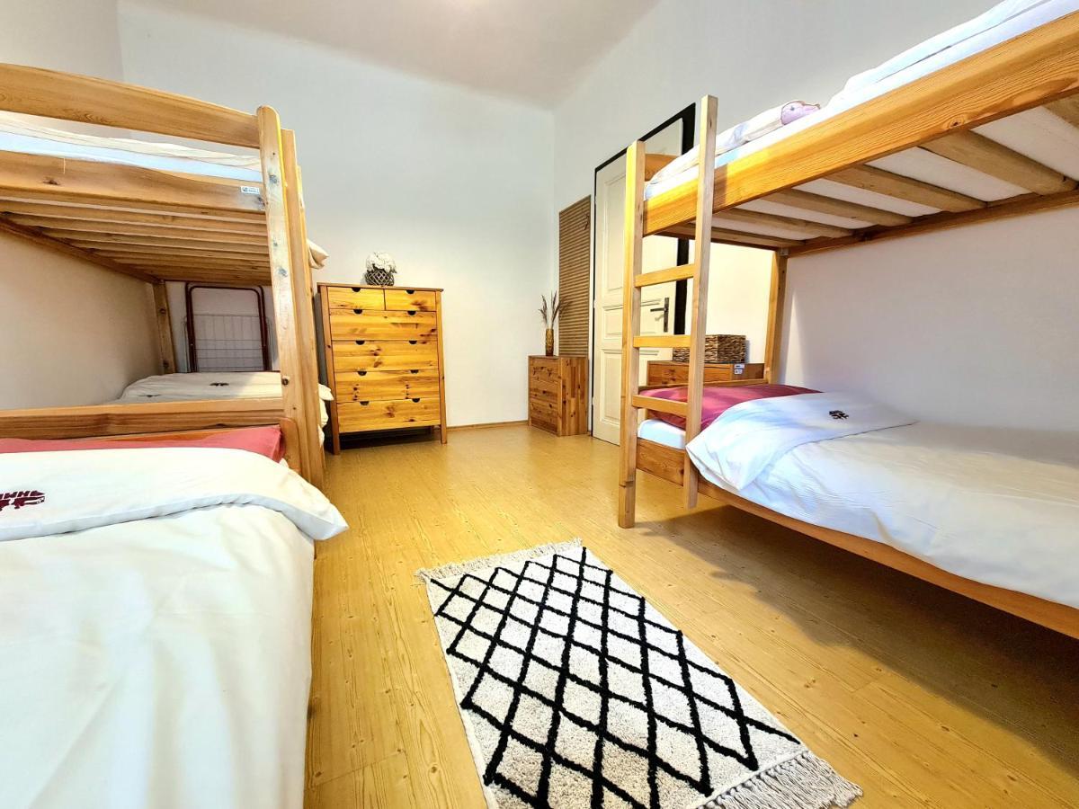 Uzkokolejky - Apartmany Strizovice ภายนอก รูปภาพ