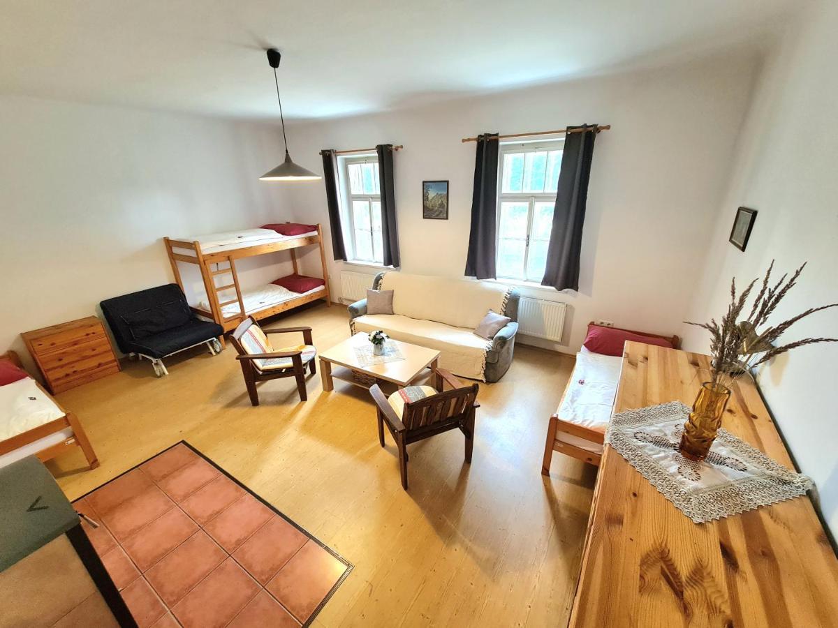 Uzkokolejky - Apartmany Strizovice ภายนอก รูปภาพ